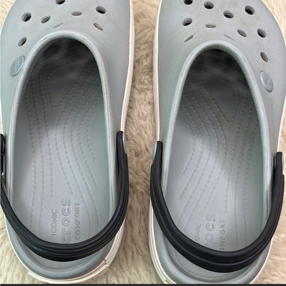 Crocs platform size 8 - Picture 2 of 5